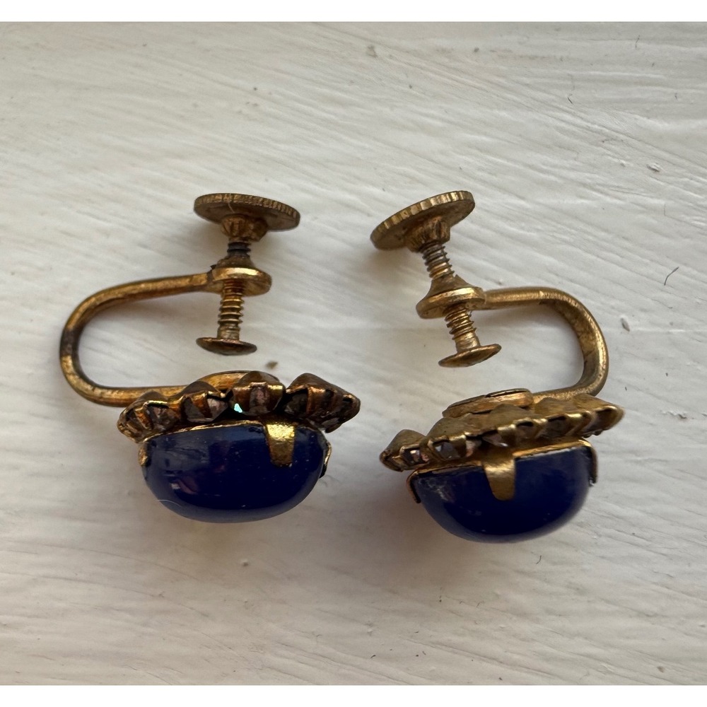 Vintage Gold Tone Blue Cabochon Rhinestone Halo Screw Back Earrings Retro